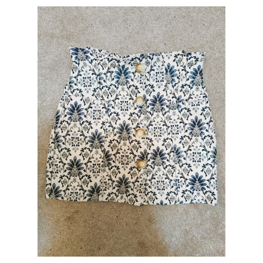 Floral brocade skirt